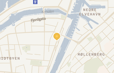 Kart med med nål på restauranten