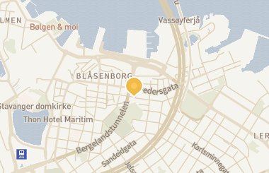 Kart med med nål på restauranten